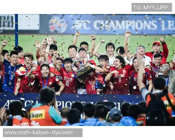 恒大淘宝足球的崛起与挑战:解析中国足球俱乐部的发展之路与未来展望 恒大淘宝足球的崛起与挑战:解析中国足球俱乐部的发展之路与未来展望