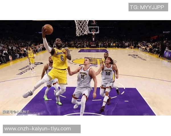 2008年火箭与湖人对决回顾：经典时刻与激烈竞争的篮球盛宴